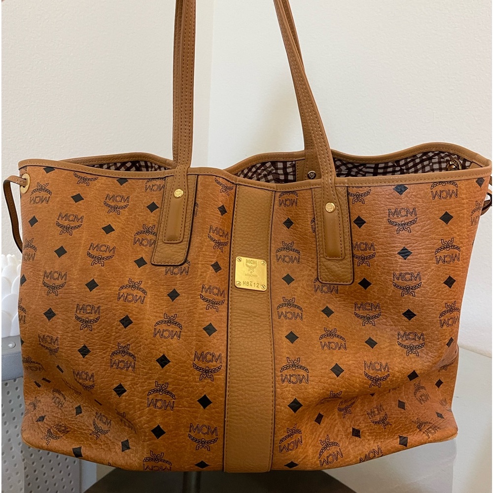MCM Liz Large Reversible Visetos Shopper Tote Bag